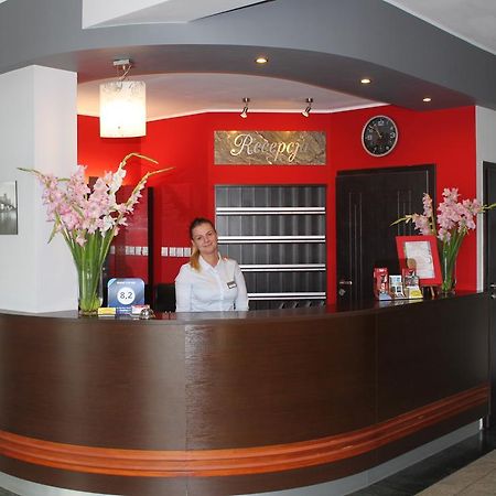 Hotel Gorski Pruszcz Gdanski Exterior photo